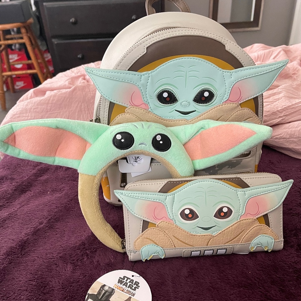 Baby yoda backpack